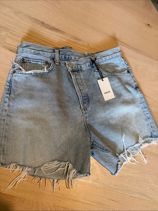 Agolde Pants - Agolde Light Wash Frayed Hem Denim Shorts
